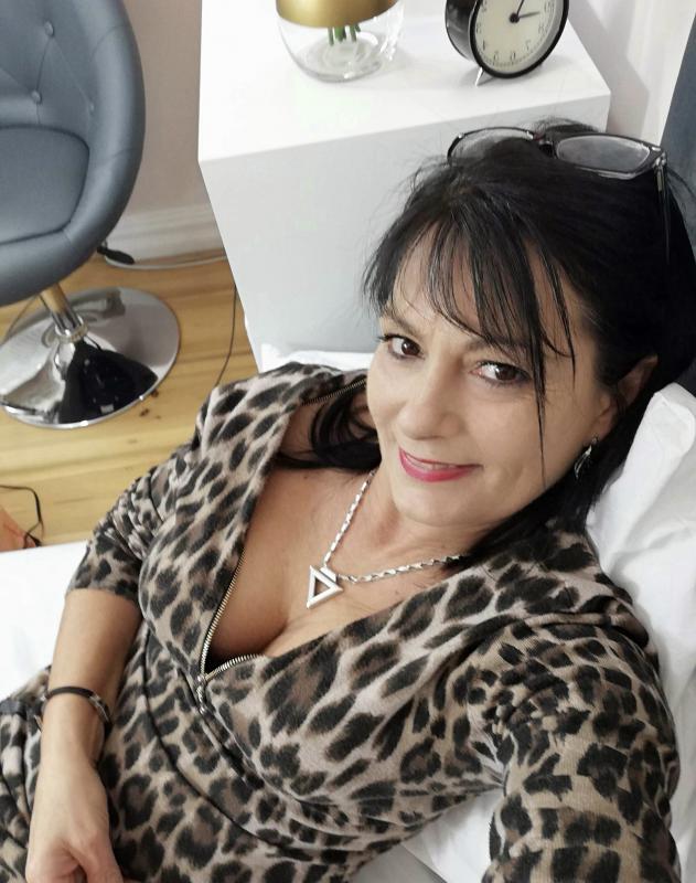 Maely 18 ans Paris
