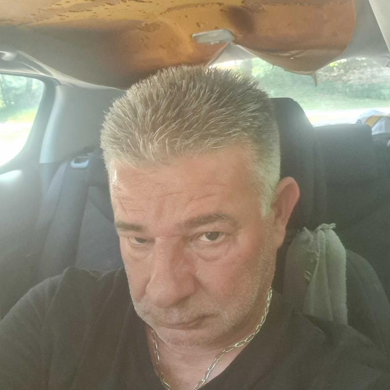 pedro 54 ans Cahors