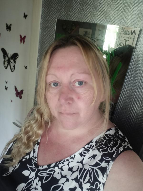 Christelle  53 ans Douai
