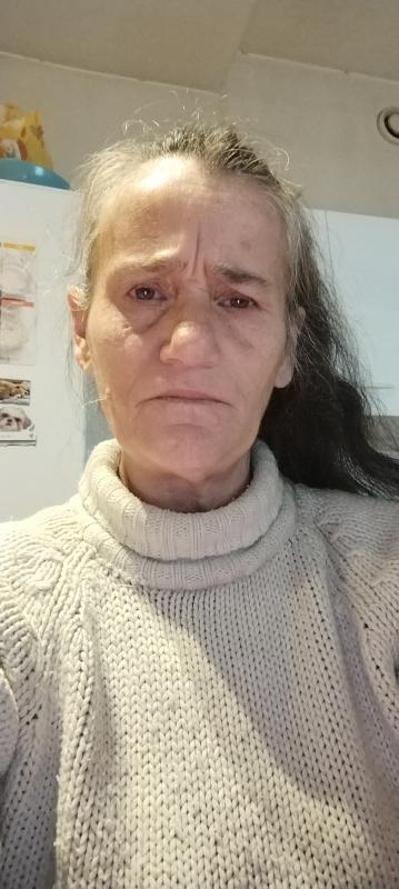 nana 54 ans Château Gontier