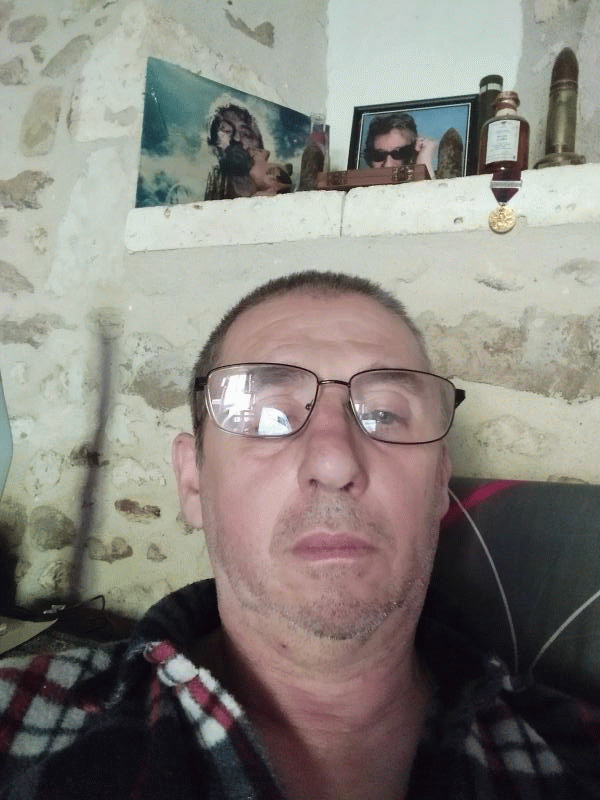 Stéphane  55 ans Vanxains