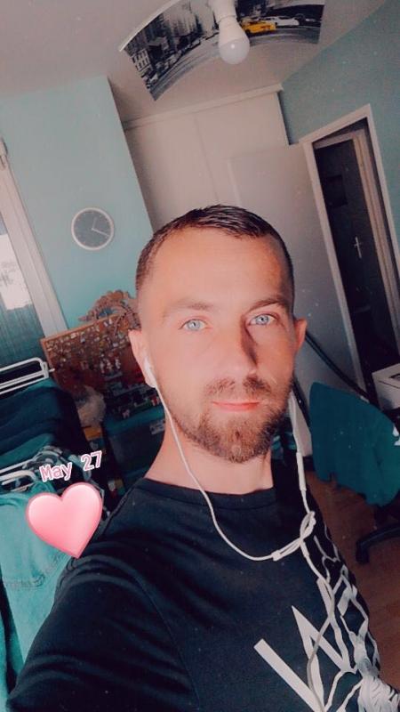 David 43 ans Créteil