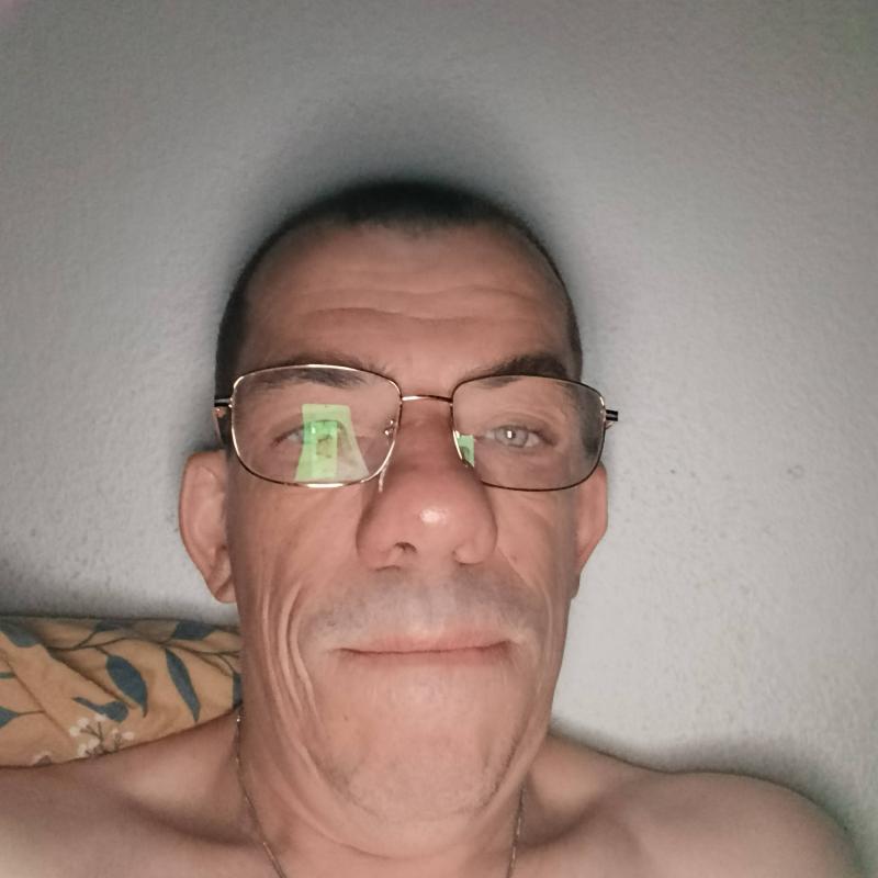 Denis 55 ans Nîmes