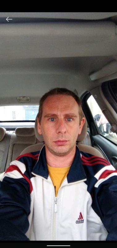 Damien  39 ans Montluçon