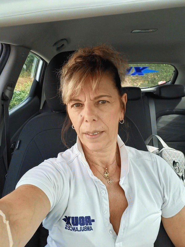 VERONIQUE  59 ans Le Monastère