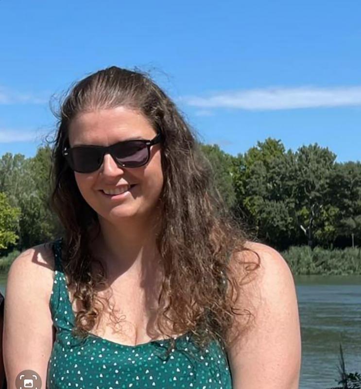 Angie  43 ans Villefranche de Rouergue