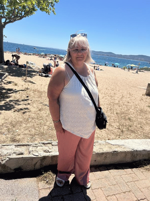 Cathy 60 ans lyon 2eme arrondissement
