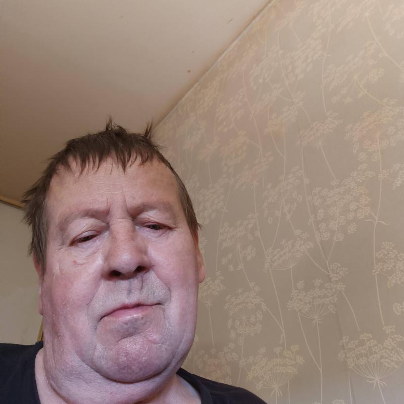 Michel 61 ans Louvois