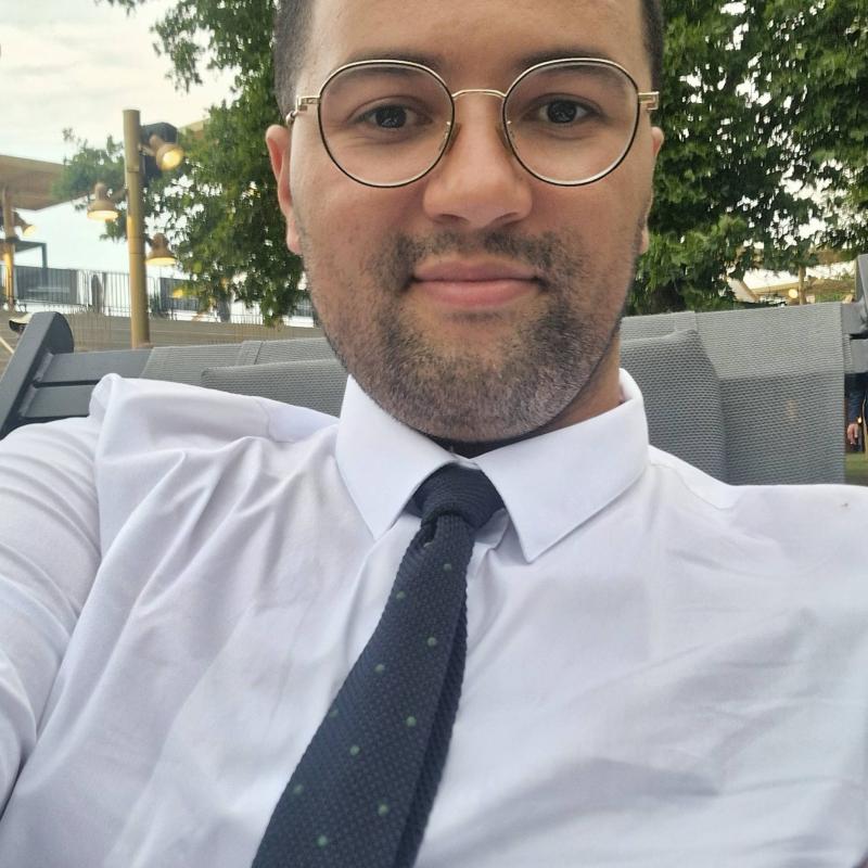 achraf92 33 ans Nanterre
