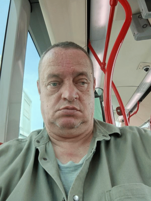 Alain  57 ans Corbeil Essonnes