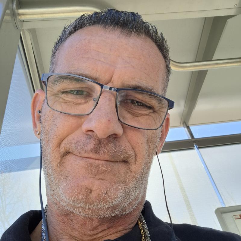Patrick 51 ans Saint Médard en Jalles