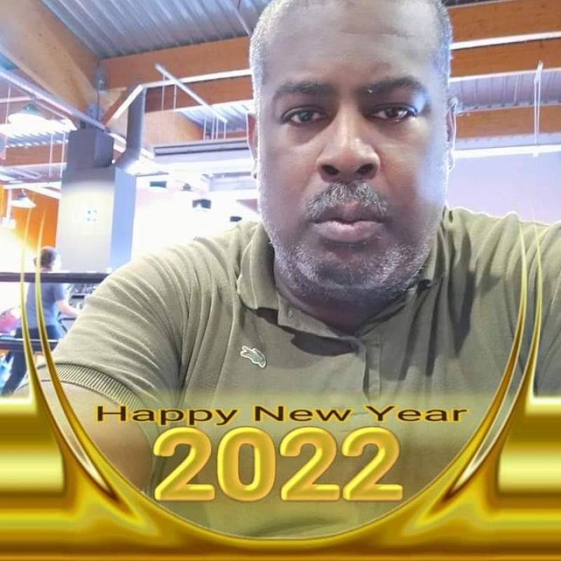 Tony Angelo 41 ans Couëron