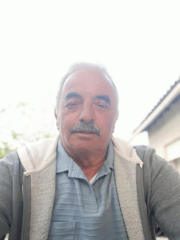 Patrick  63 ans Boulbon