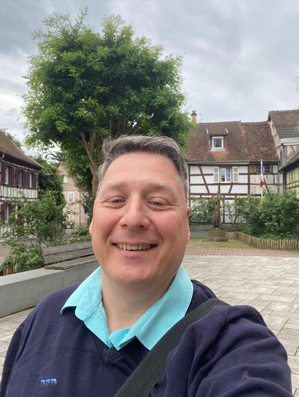 Laurent 49 ans Benfeld