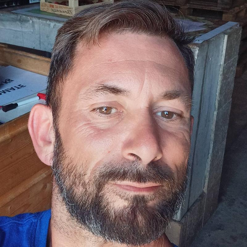 Seb 42 ans Barbaira