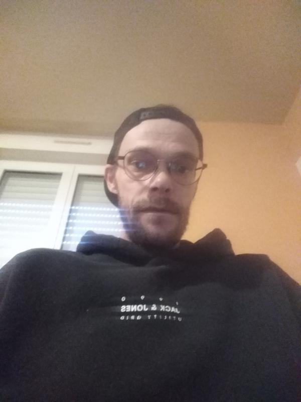 Raphael 37 ans Verdun