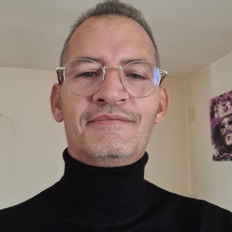 eddy 54 ans Simandre sur Suran