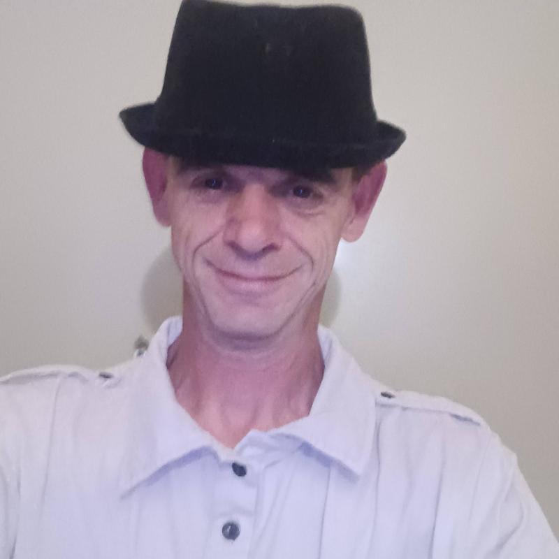 Sébastien 48 ans Ugine