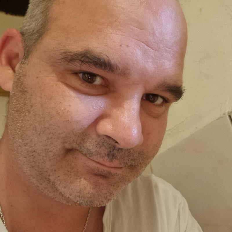 fred 40 ans Lédignan