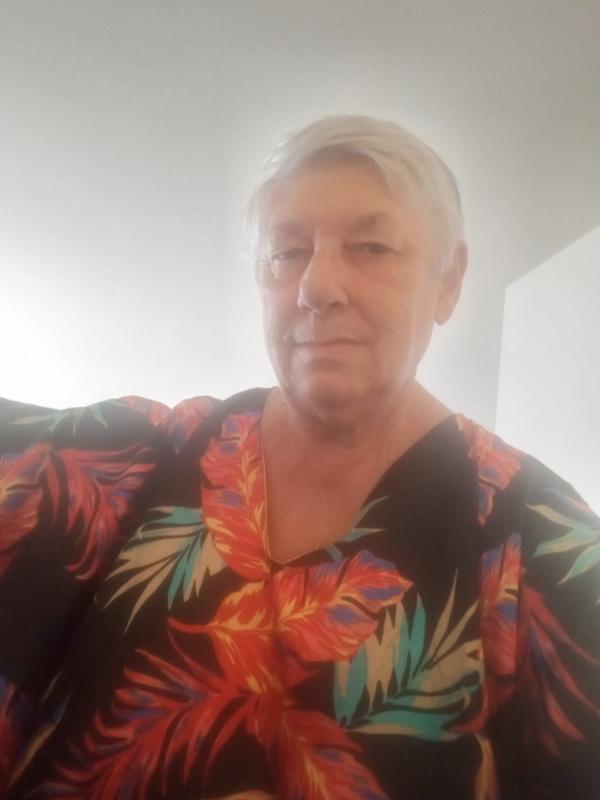 MARIE-CLAIRE LOMINE 71 ans Carantec