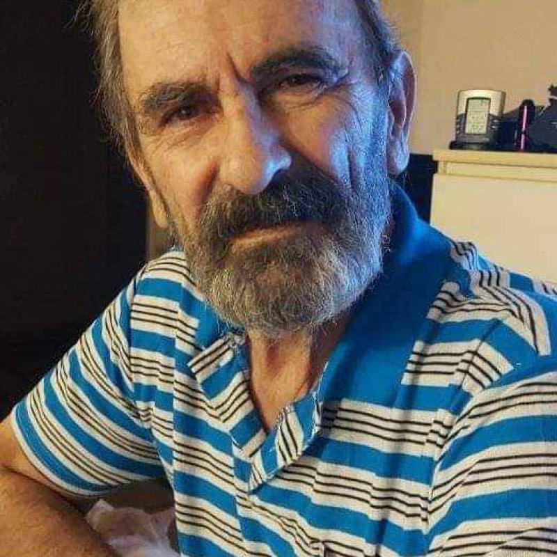Yves 57 ans Décines Charpieu
