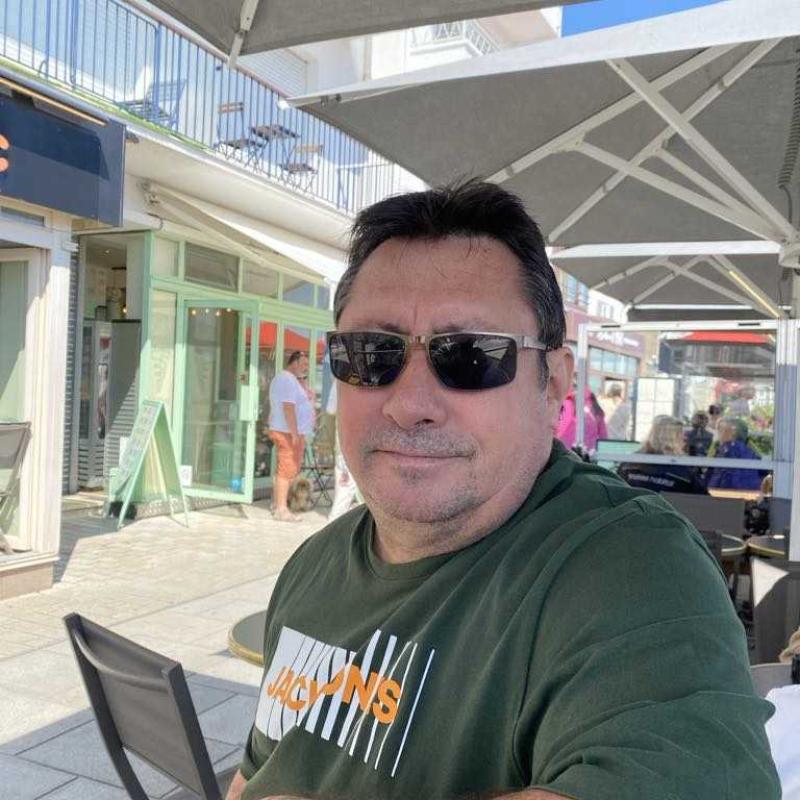pablito 53 ans Laval