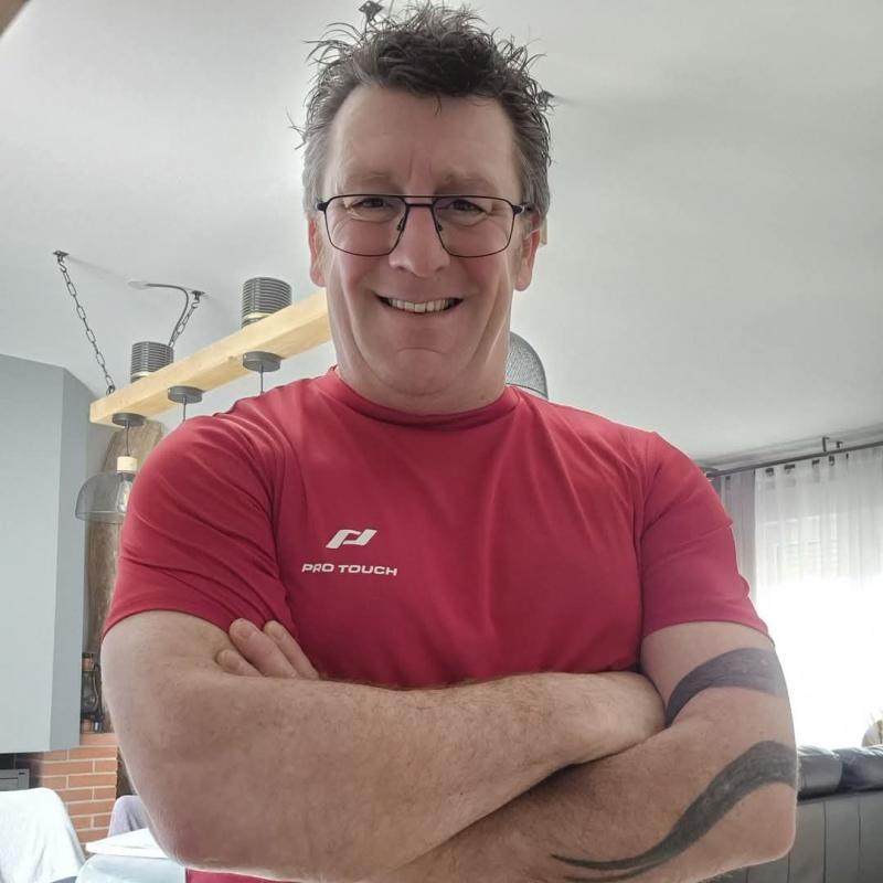 Julien  57 ans Nantes