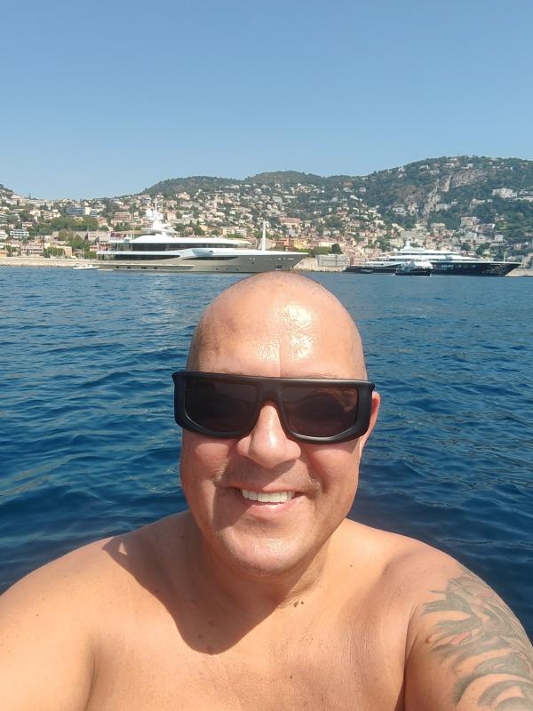 Pierrro 42 ans Nice