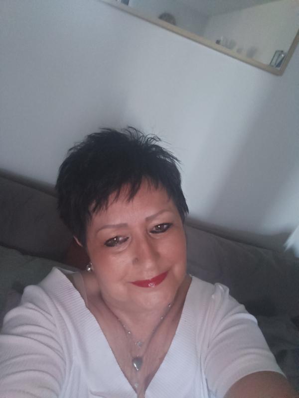 Patricia  59 ans Flayosc