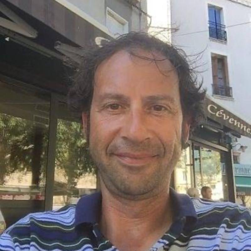 leo 55 ans Nîmes
