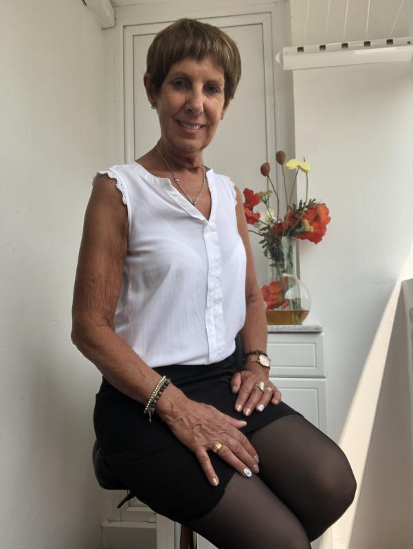 martine  75 ans Istres