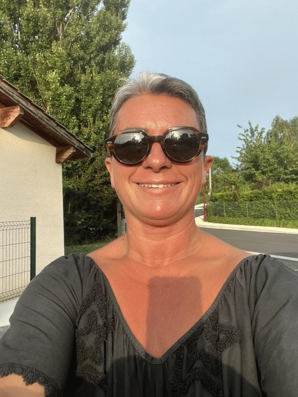 Stéphanie 46 ans Lasserre