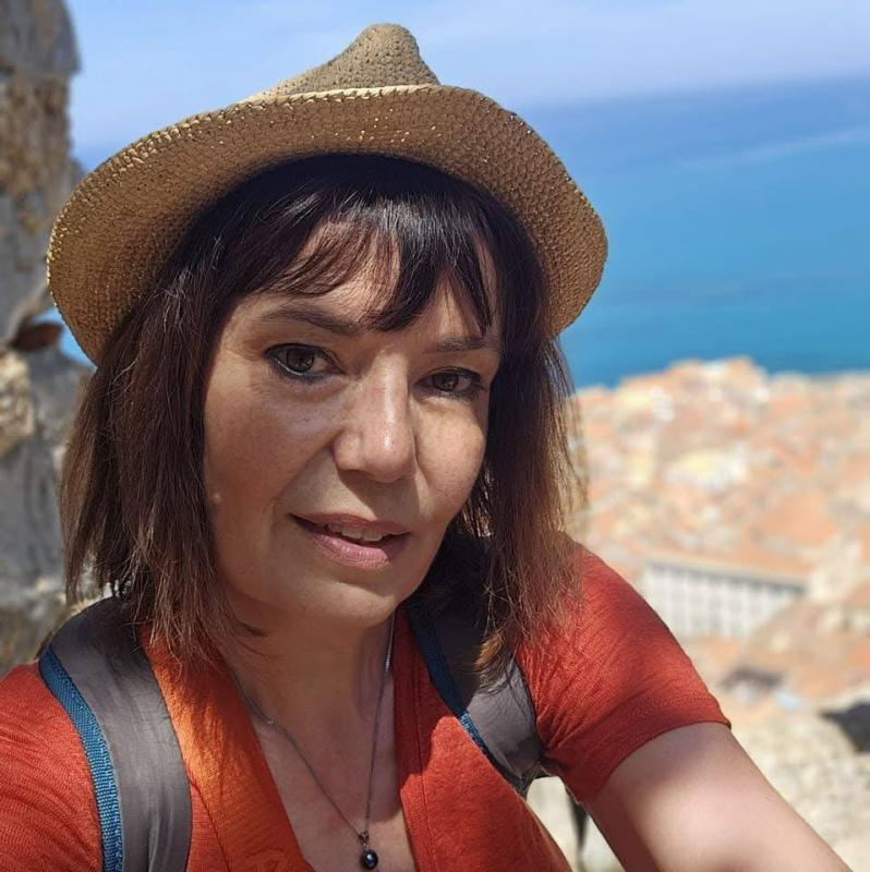 Julia 35 ans Anctoville sur Boscq