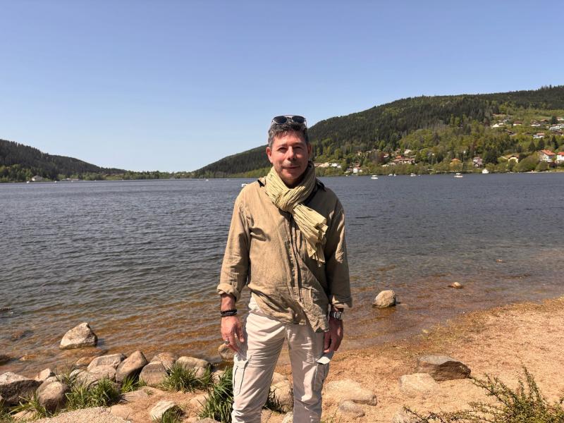 Olivier  52 ans Montbéliard