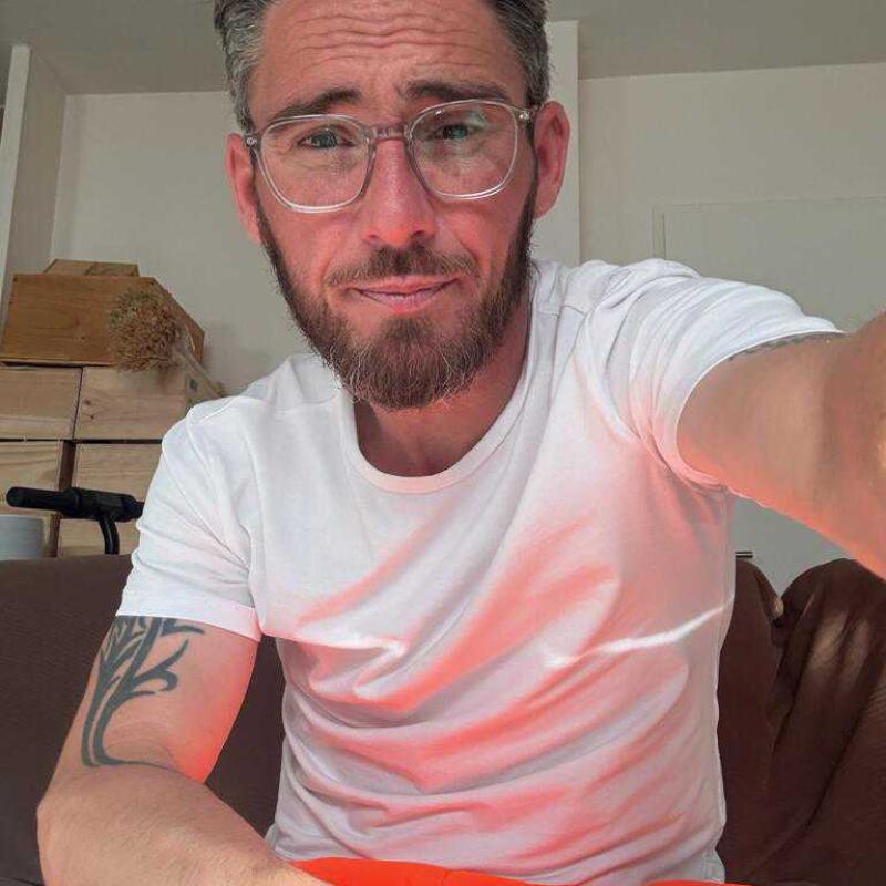 Léo 44 ans Bordeaux