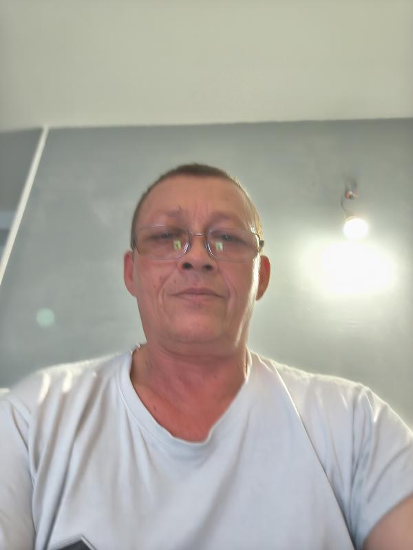 Philippe  56 ans Sisteron