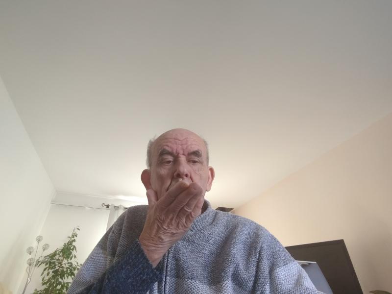 Jean Claude  70 ans Saintes