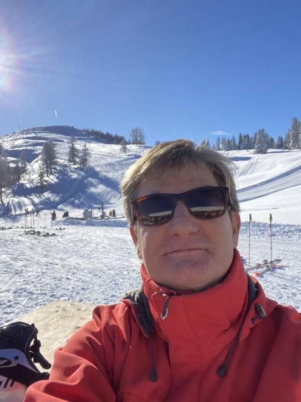 Alain 69 ans Ménétrol