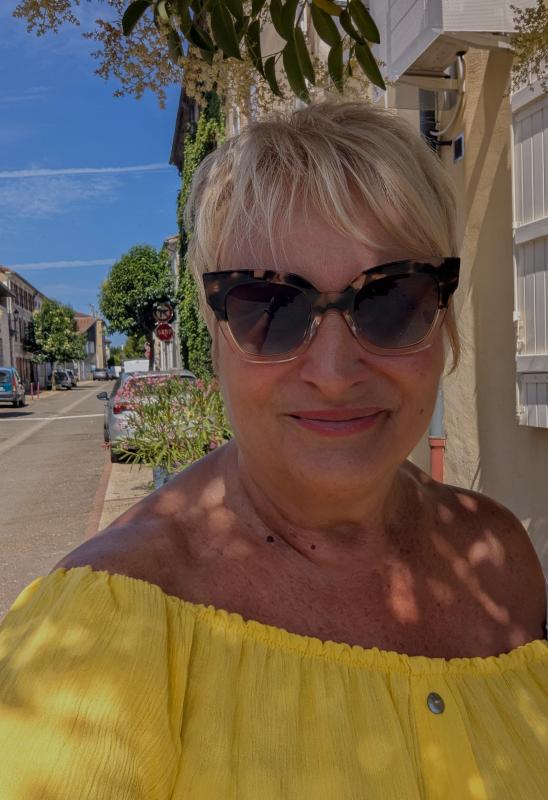 Brigitte  67 ans Grenade sur l'Adour