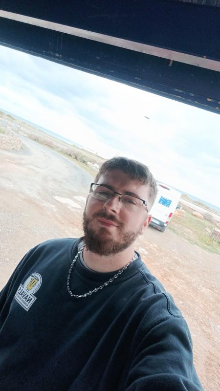 Allan 29 ans Carcassonne