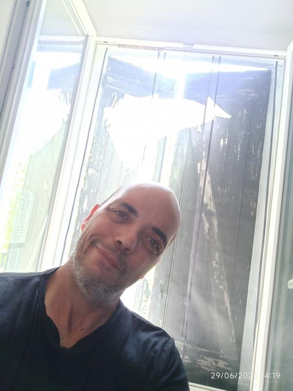 Kenzoo  39 ans Montpellier