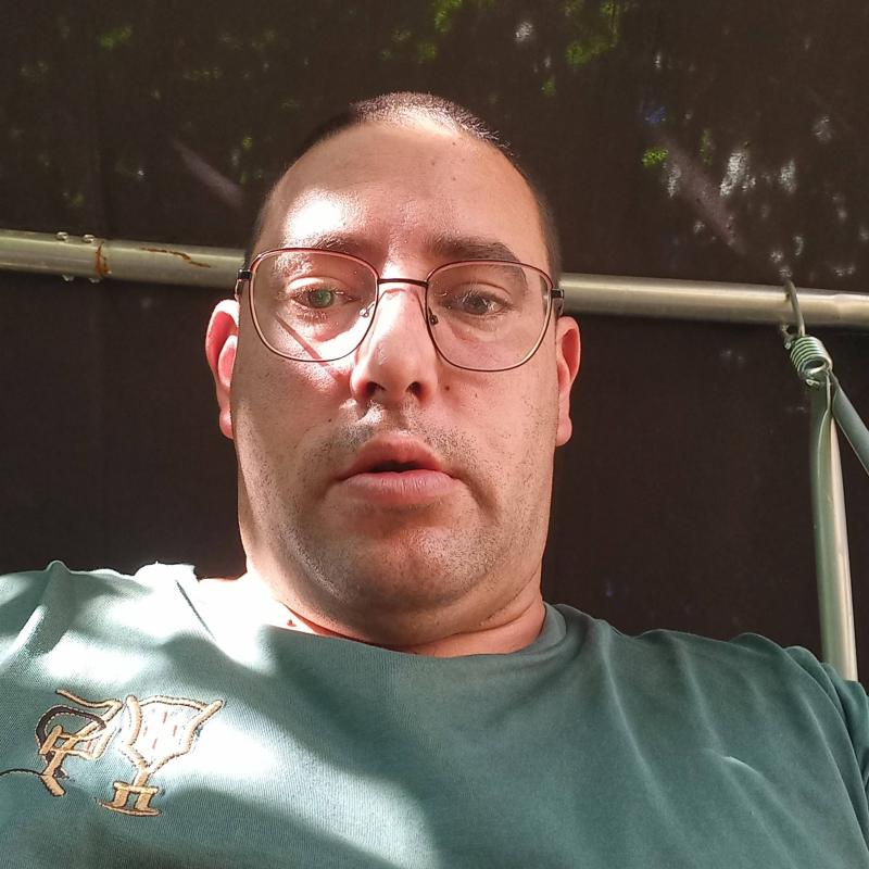 stephane 33 ans Maringues