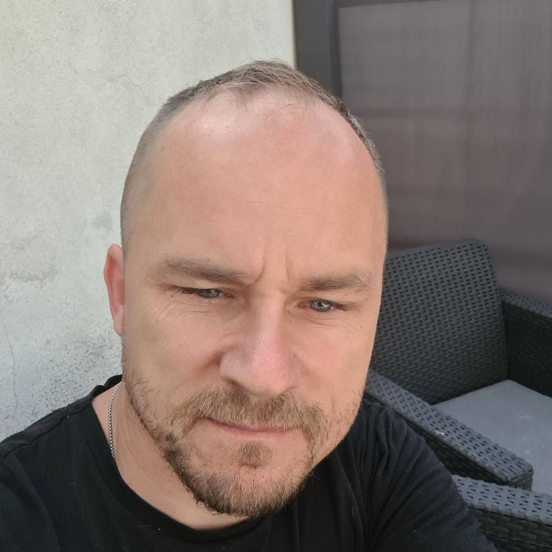 Pierre42110 41 ans Cleppé
