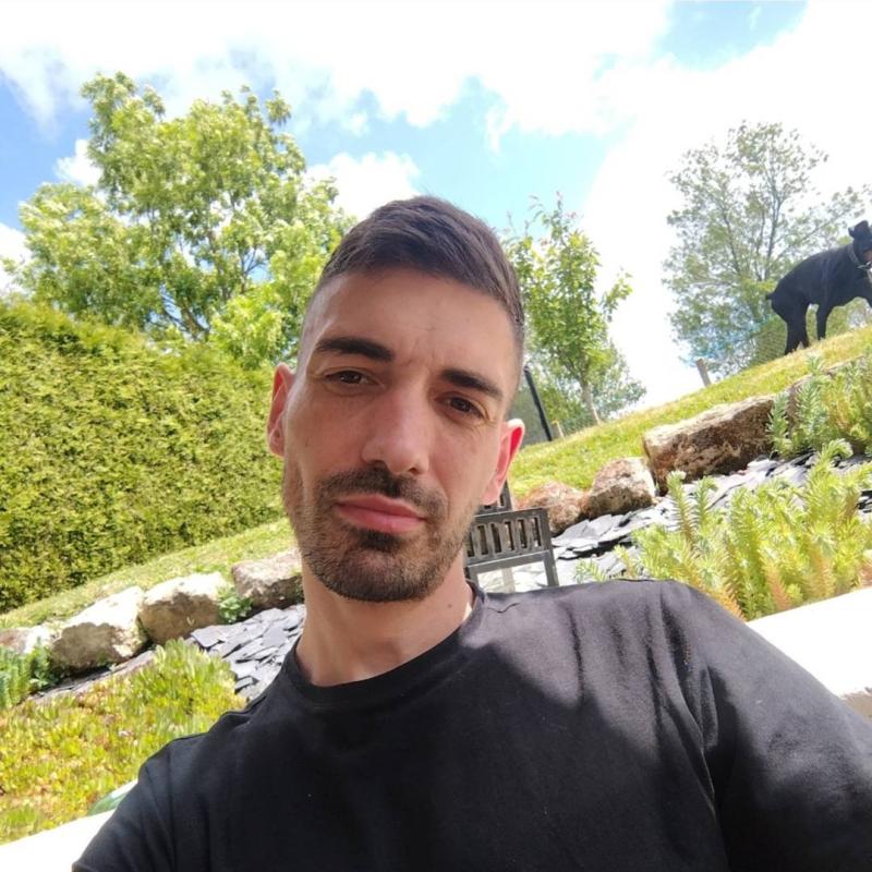 Clément 33 ans Saint Germer de Fly