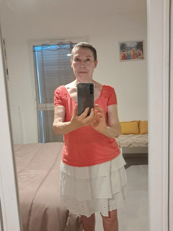 Aline  74 ans Eyragues