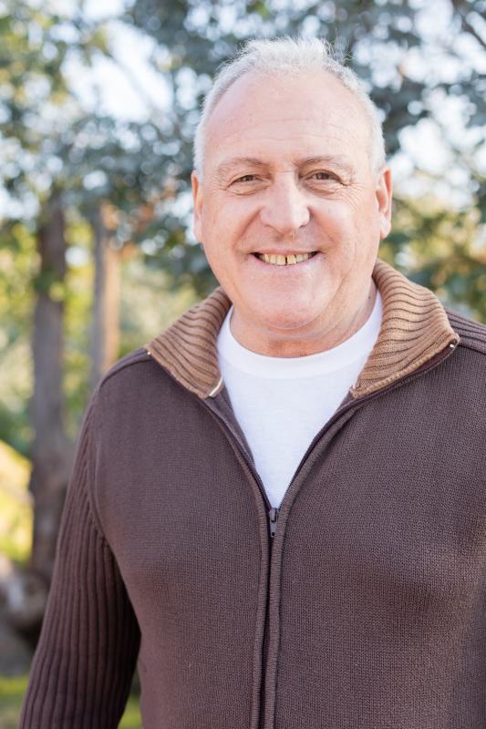 Bertrand 67 ans Estevelles