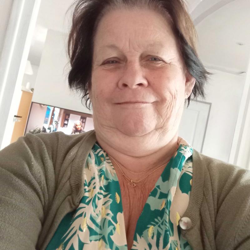 Cathy 64 ans Aigrefeuille sur Maine