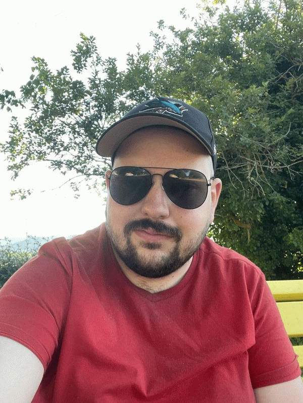 Mickael 24 ans Lamure sur Azergues