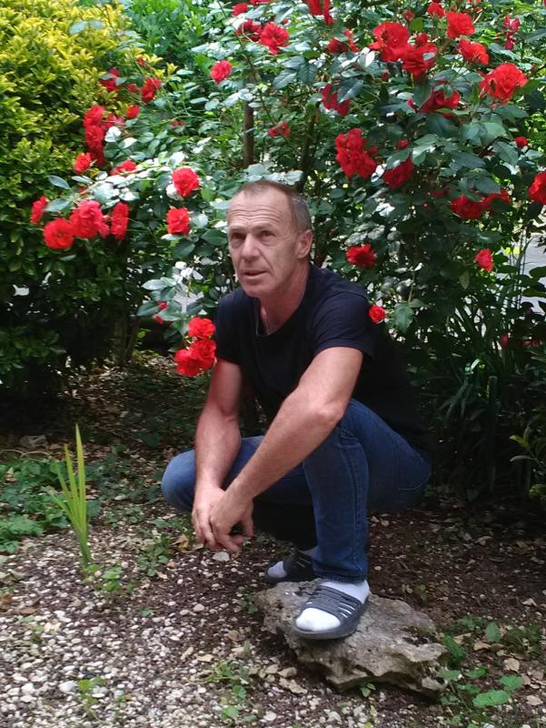Tilover  61 ans Bar le Duc