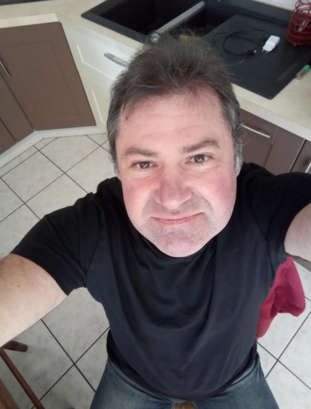 frédéric 56 ans Chauché